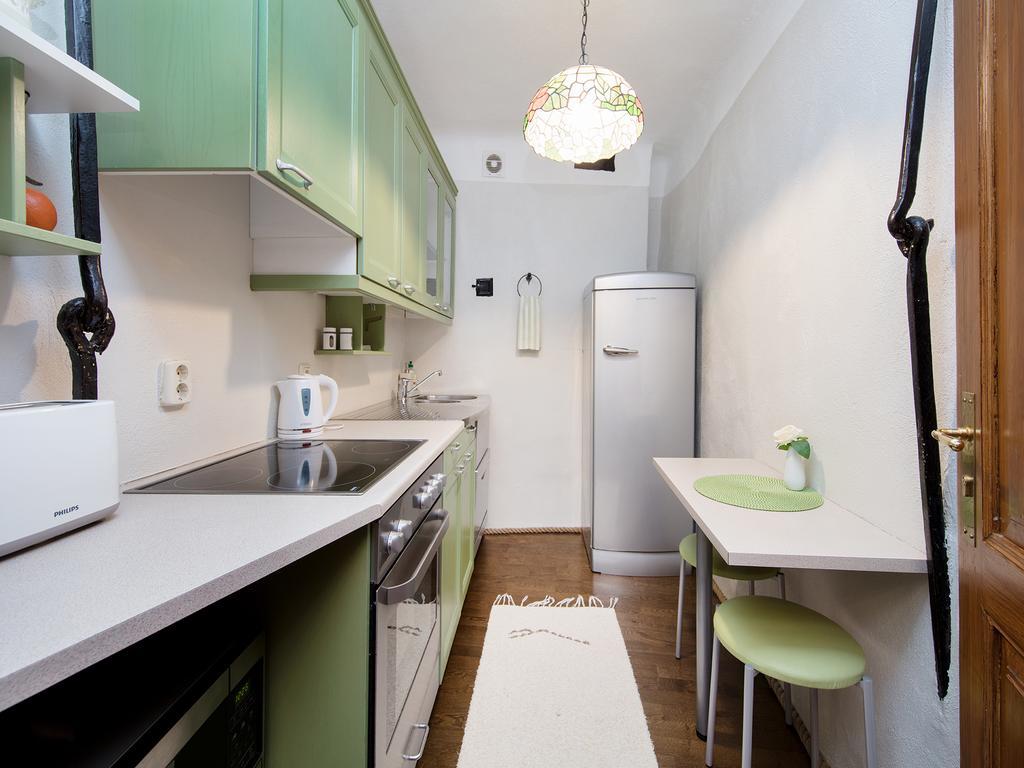 Calandra Apartment Талин Екстериор снимка
